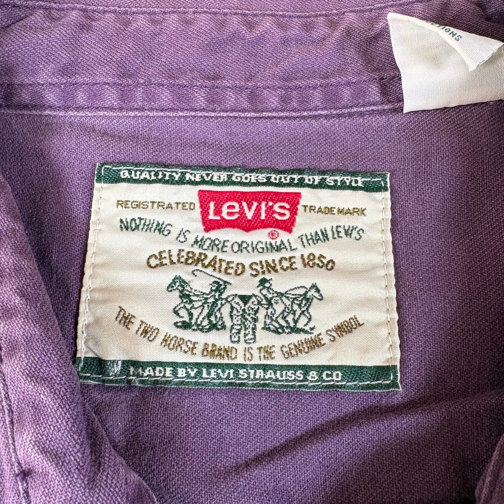 Levi's Button Down Shirt Mens Large Purple Excellent Long Sleeve Cotton Twill - Picture 3 of 7